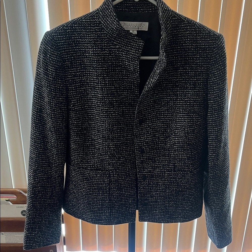 Bloomingdale's Black and White Textured Blazer